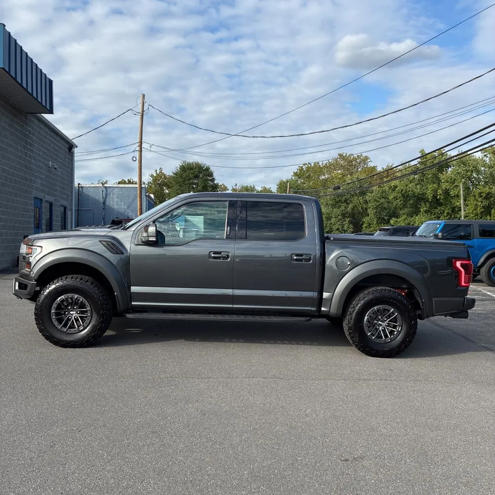 2020 Ford F-150 Raptor