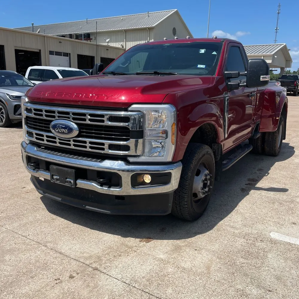2025 Ford F-350 Super Duty XLT