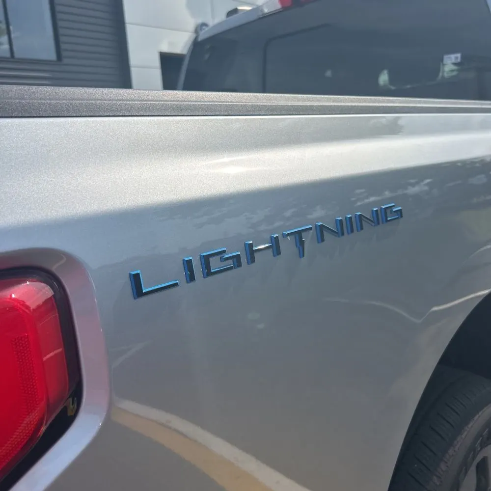 2023 Ford F-150 Lightning Lariat