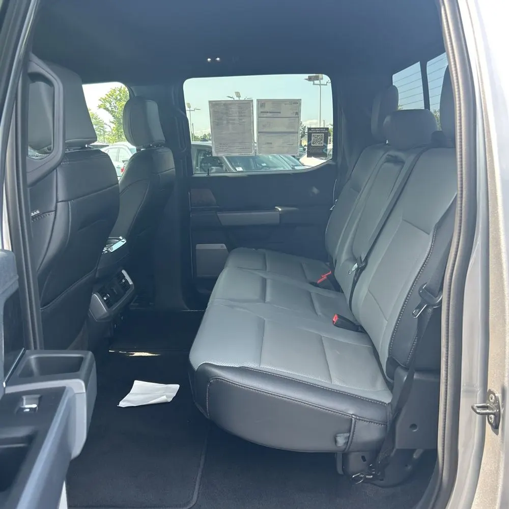 2023 Ford F-150 Lightning Lariat