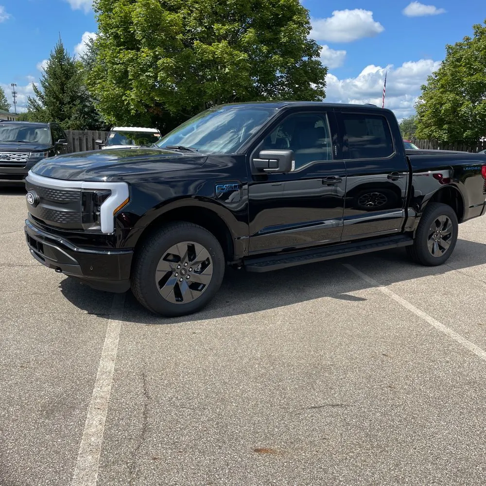 2024 Ford F-150 Lightning Flash