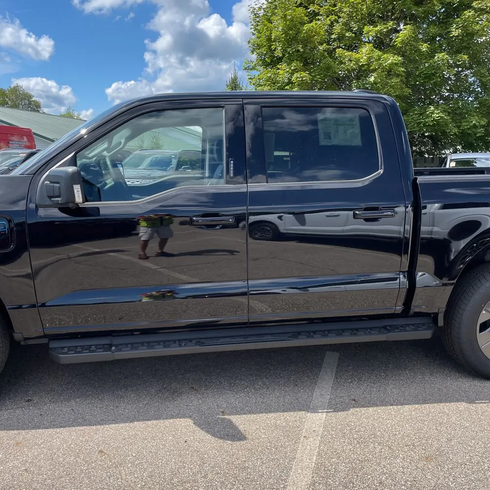 2024 Ford F-150 Lightning Flash