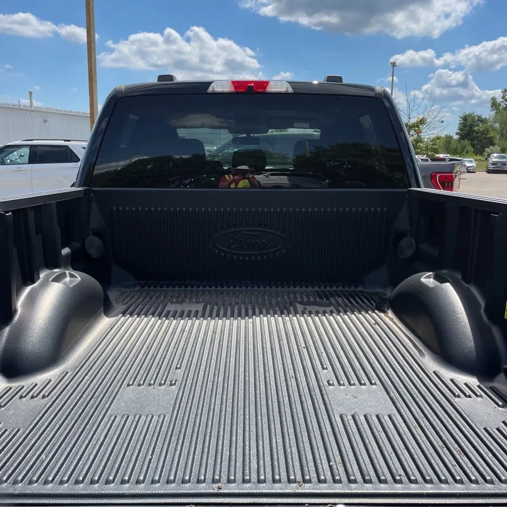 2024 Ford F-150 Lightning Flash