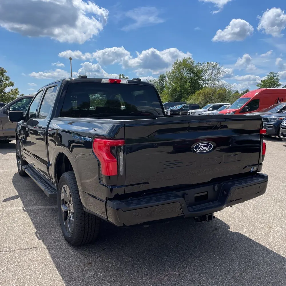 2024 Ford F-150 Lightning Flash