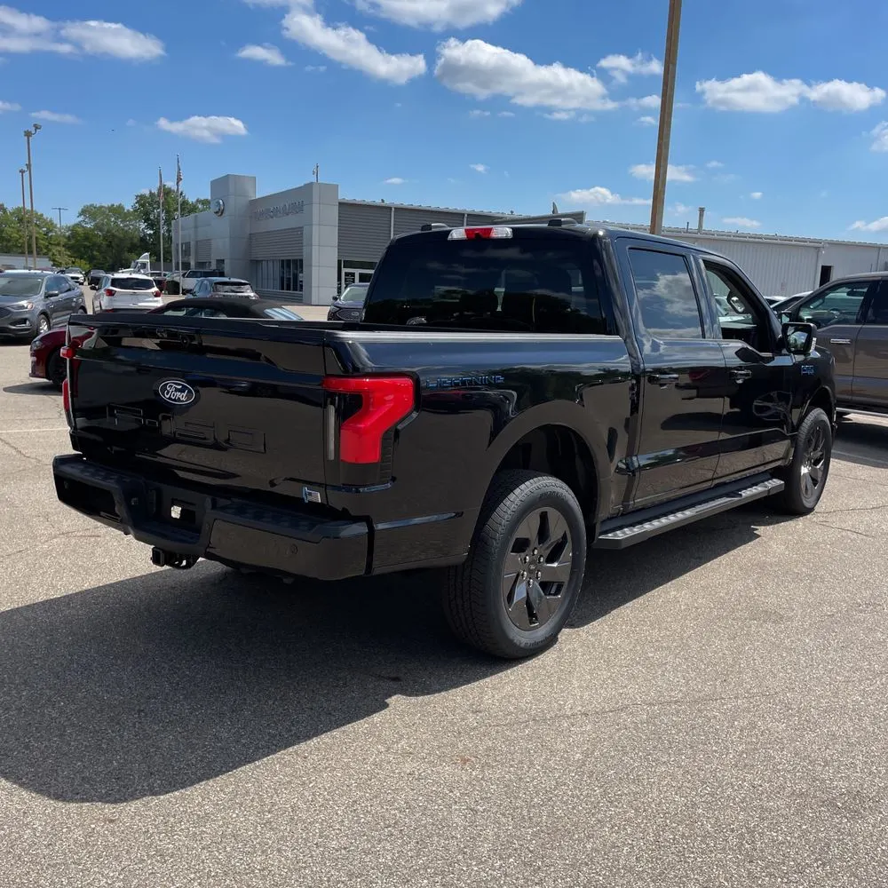 2024 Ford F-150 Lightning Flash