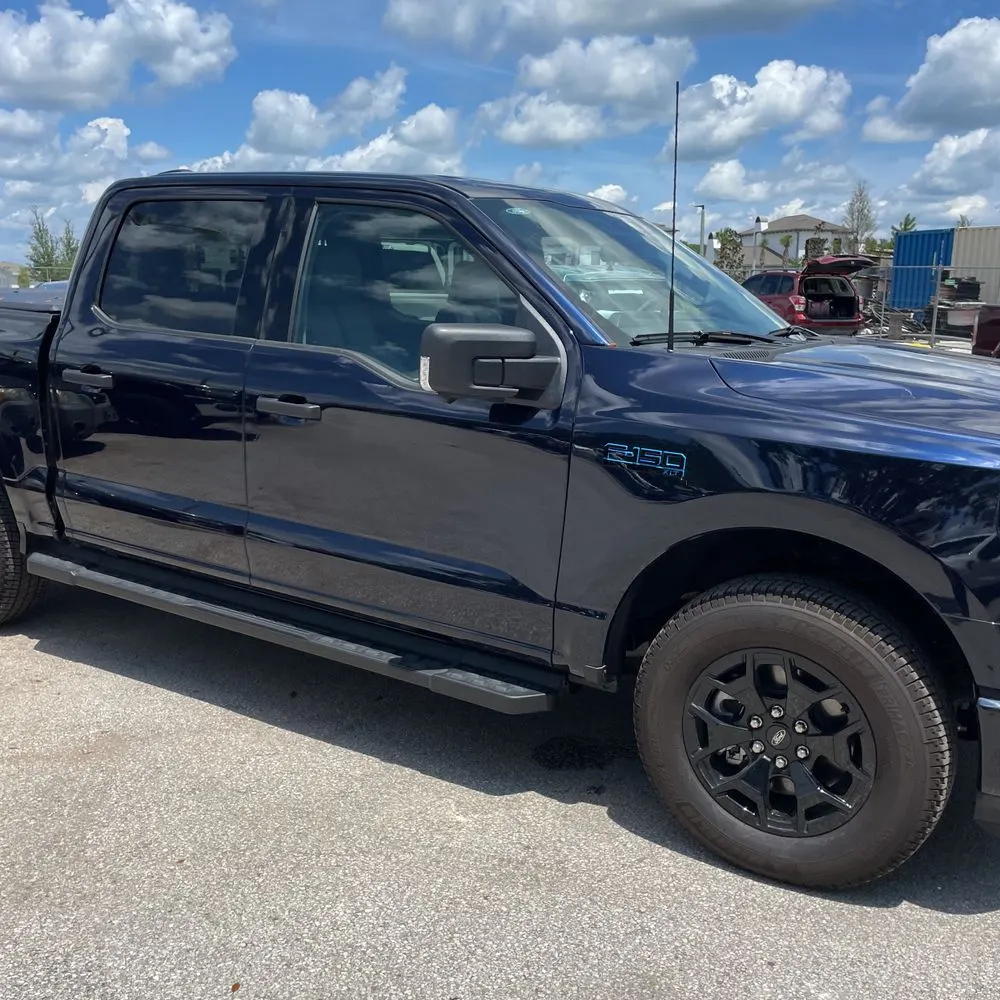 2025 Ford F-150 Lightning XLT