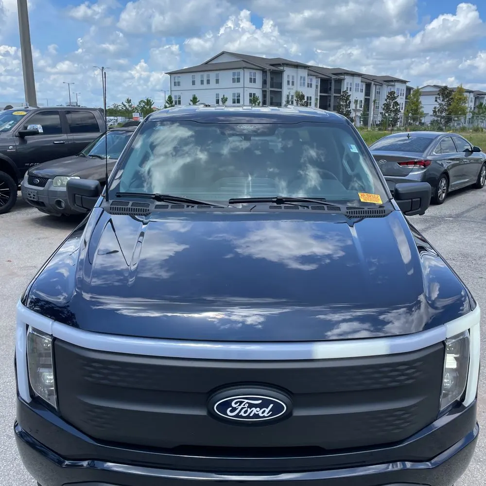 2025 Ford F-150 Lightning XLT