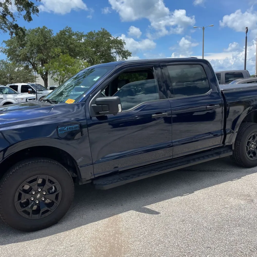 2025 Ford F-150 Lightning XLT