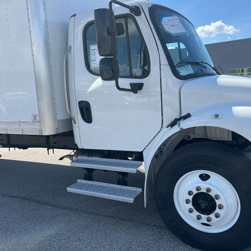 2024 Freightliner M2 106