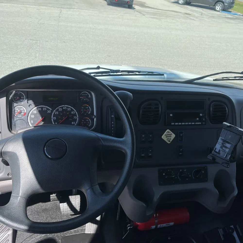 2024 Freightliner M2 106
