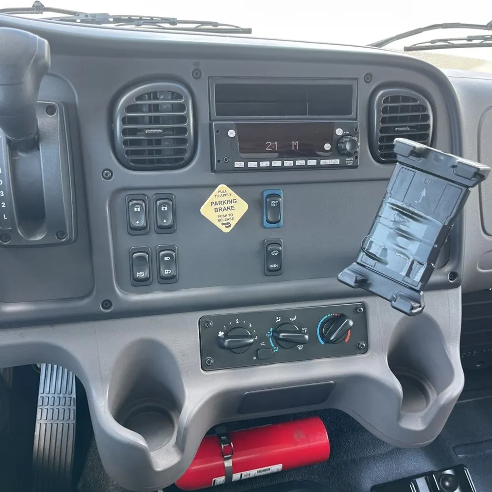 2024 Freightliner M2 106