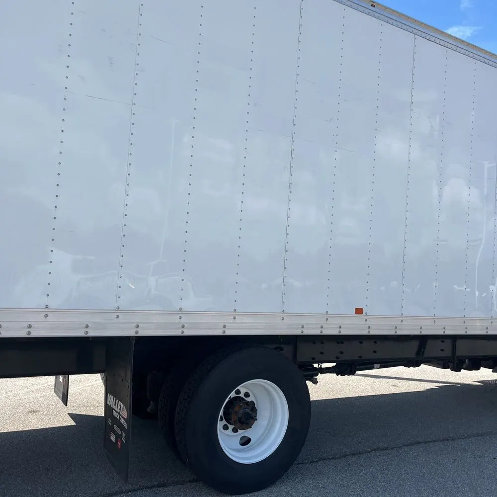 2024 Freightliner M2 106