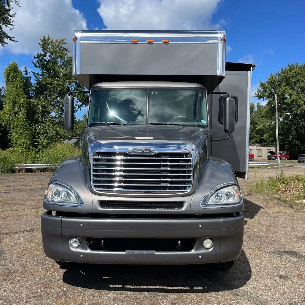 2006 Freightliner Commercial CL12064S 120"BBC Conv Cab SBA Truck 6X4