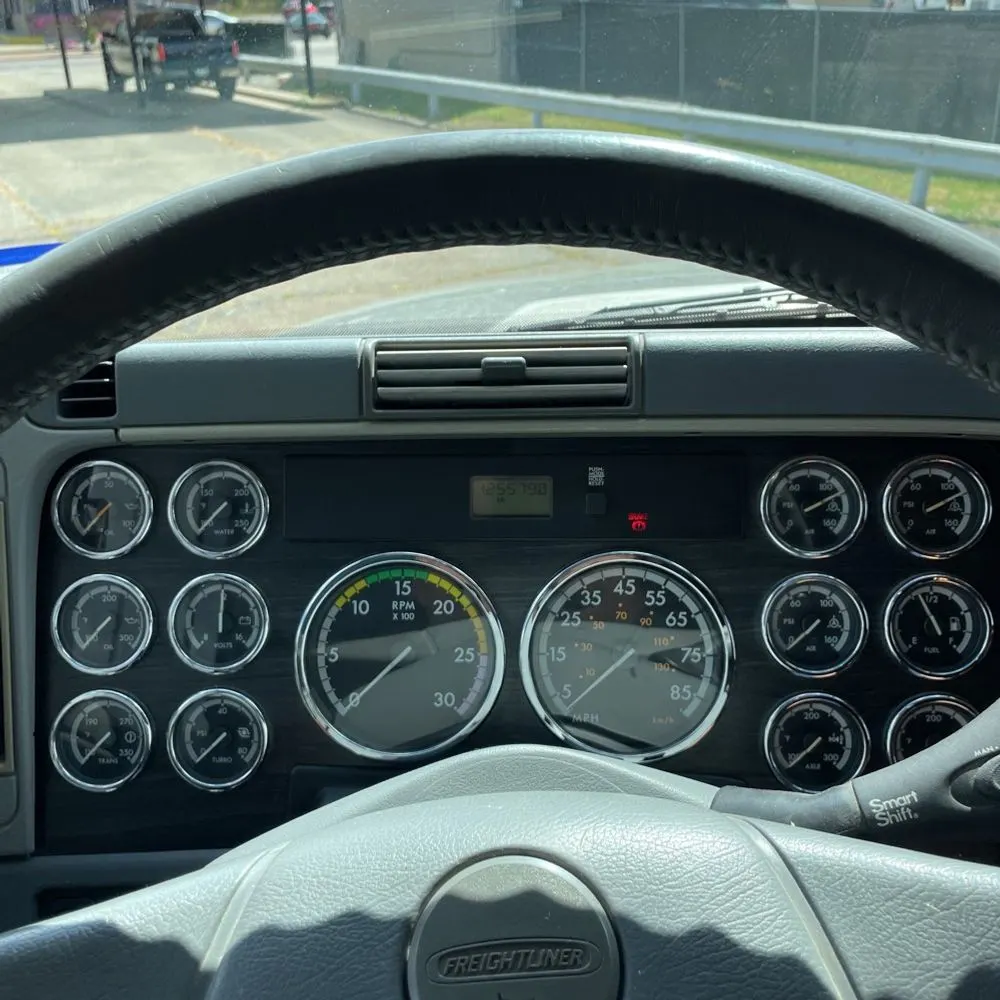 2006 Freightliner Commercial CL12064S 120"BBC Conv Cab SBA Truck 6X4