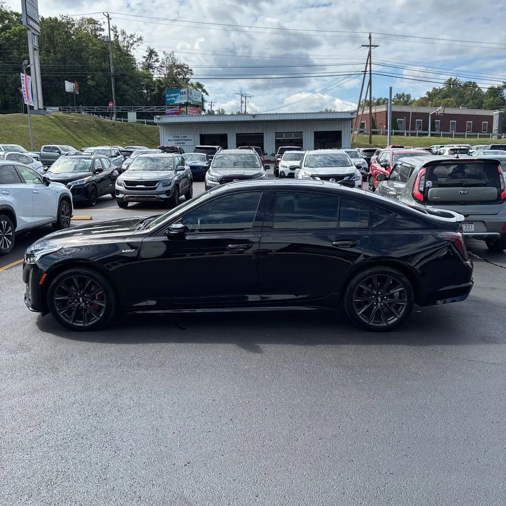 2023 Cadillac CT5-V Base