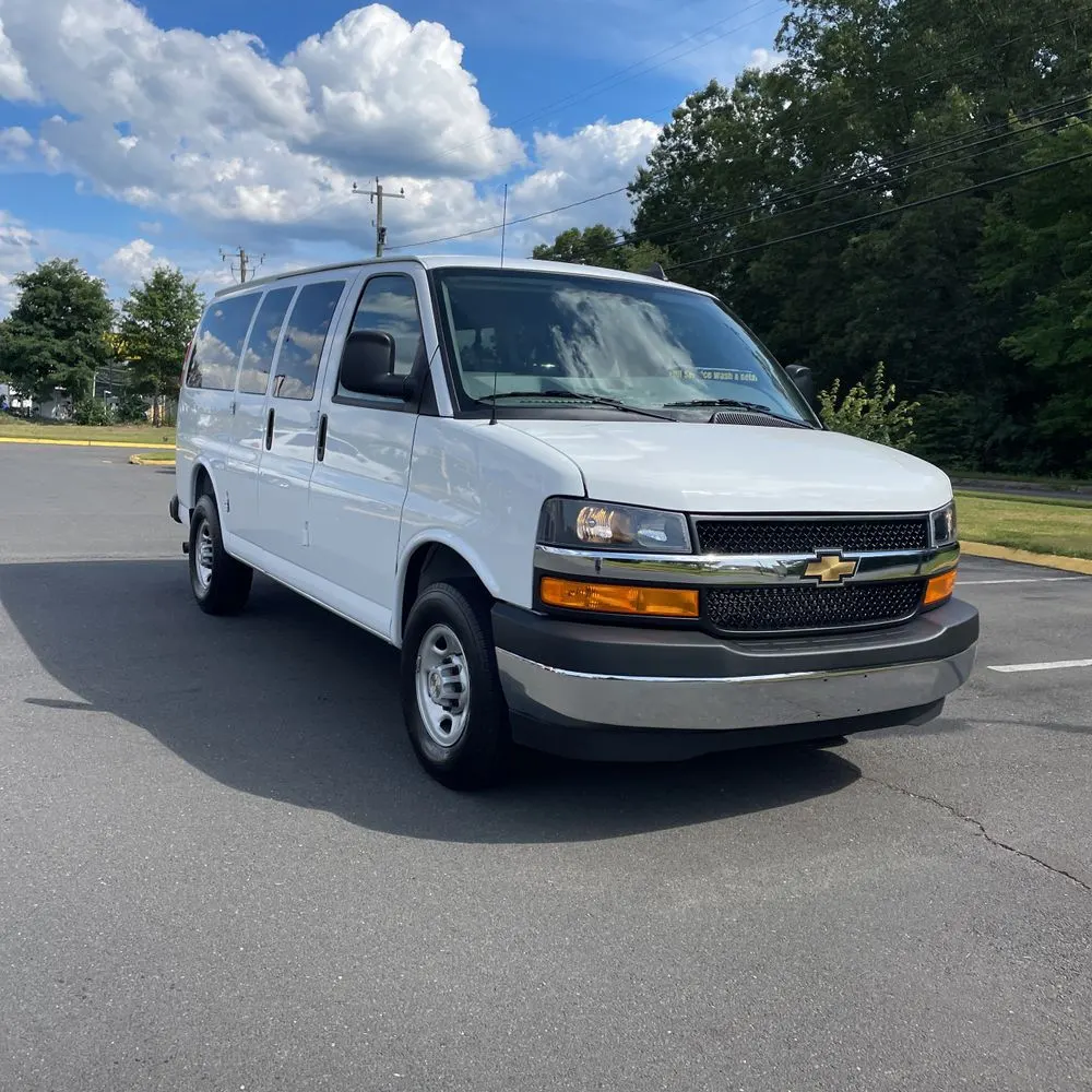 2025 Chevrolet Express LS 3500