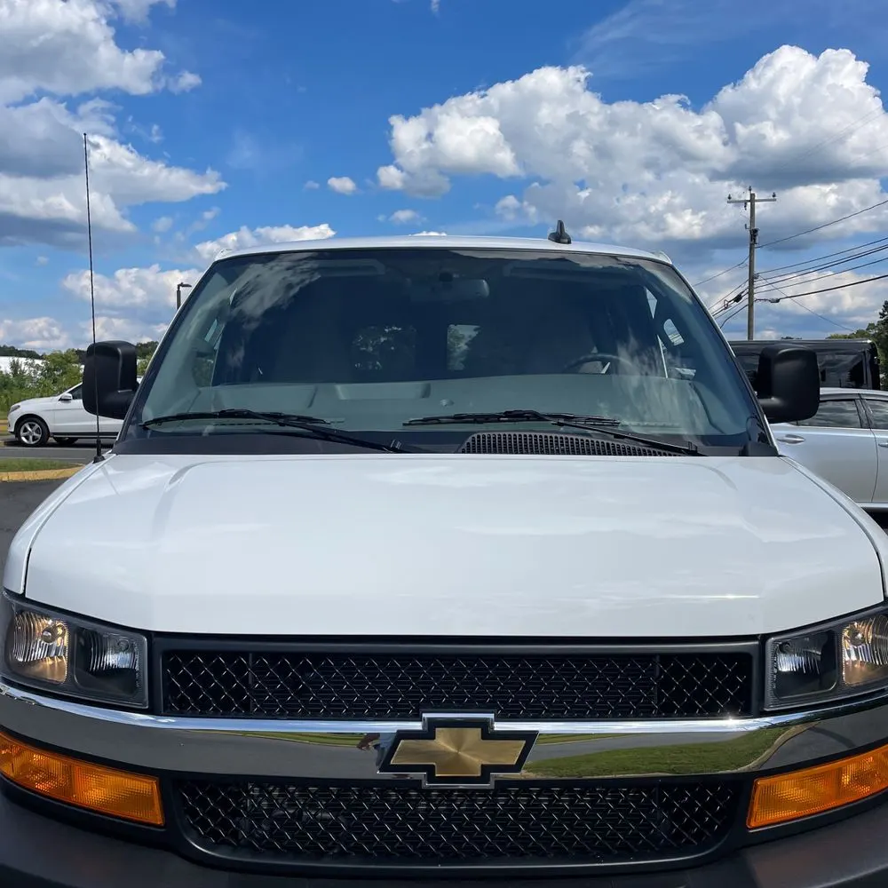 2025 Chevrolet Express LS 3500