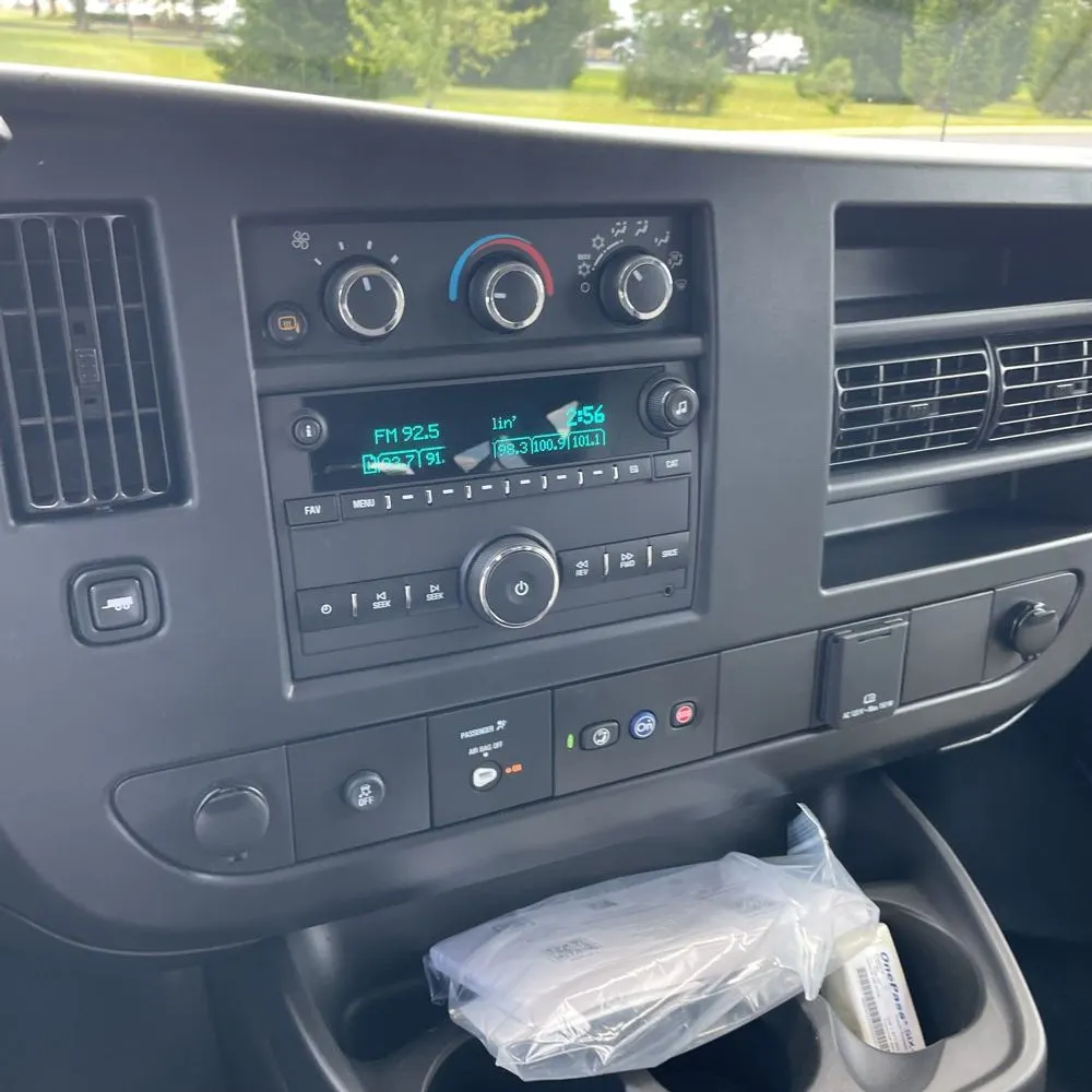 2025 Chevrolet Express LS 3500
