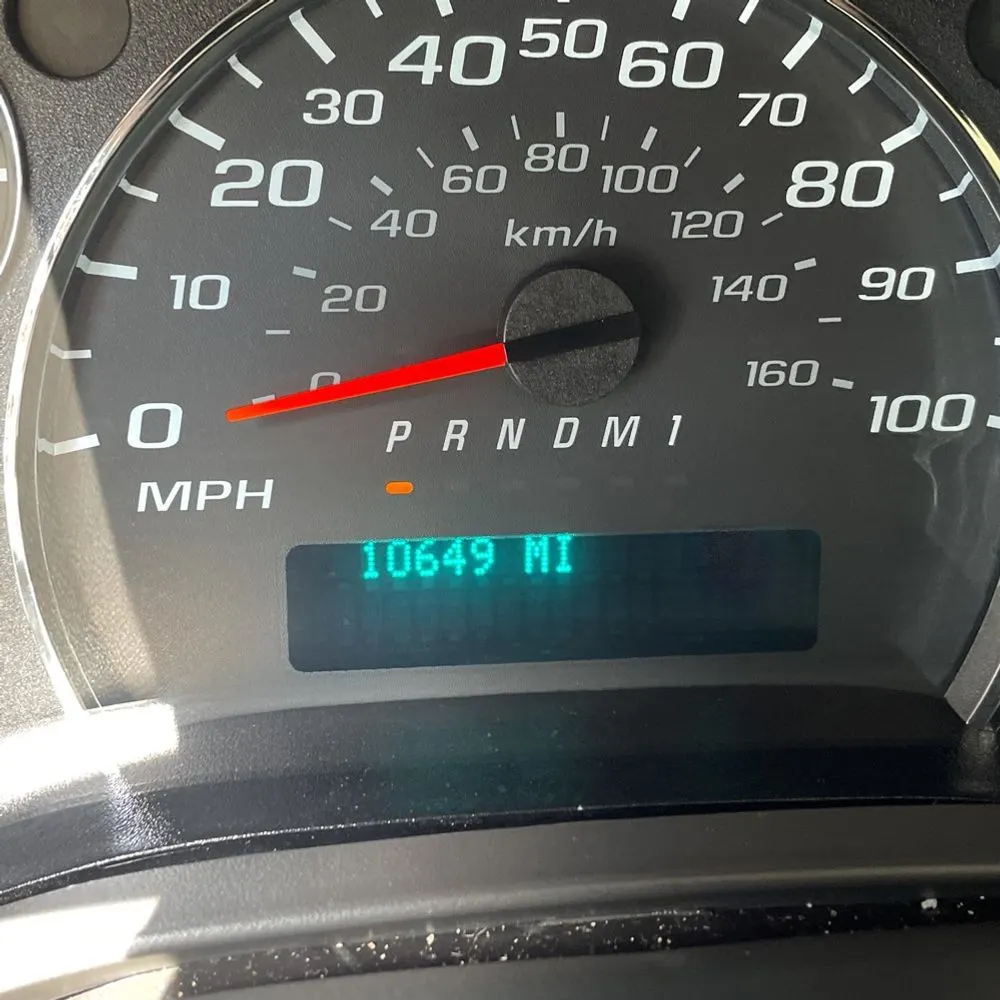 2025 Chevrolet Express LS 3500