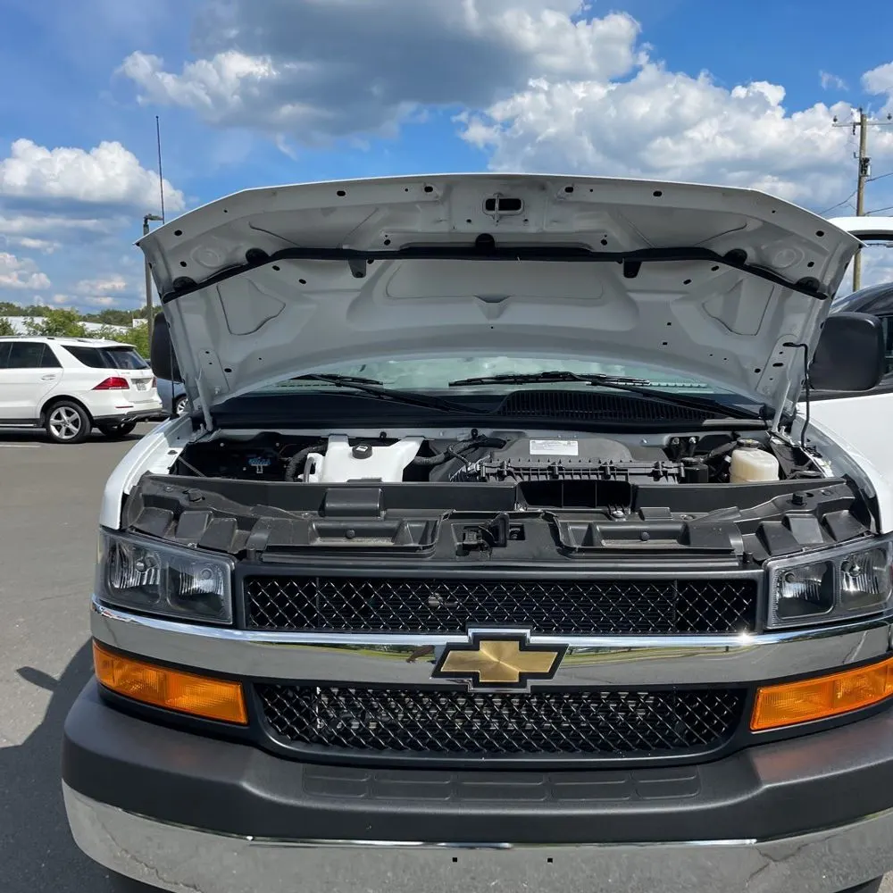 2025 Chevrolet Express LS 3500