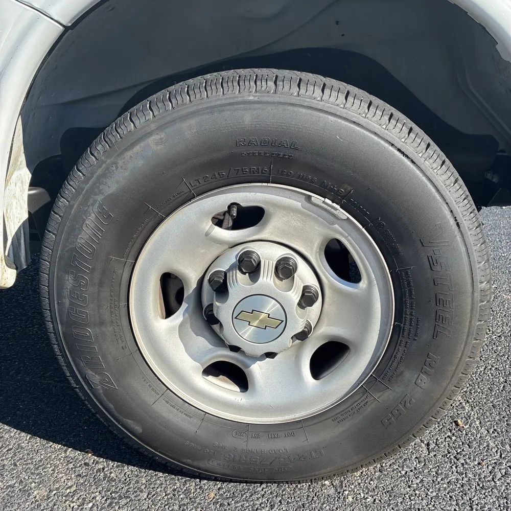 2024 Chevrolet Express LS 3500