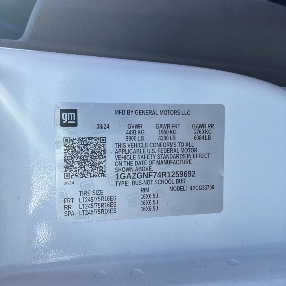 2024 Chevrolet Express LS 3500
