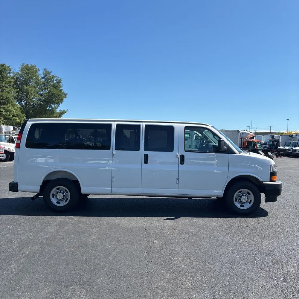 2025 Chevrolet Express LS 3500