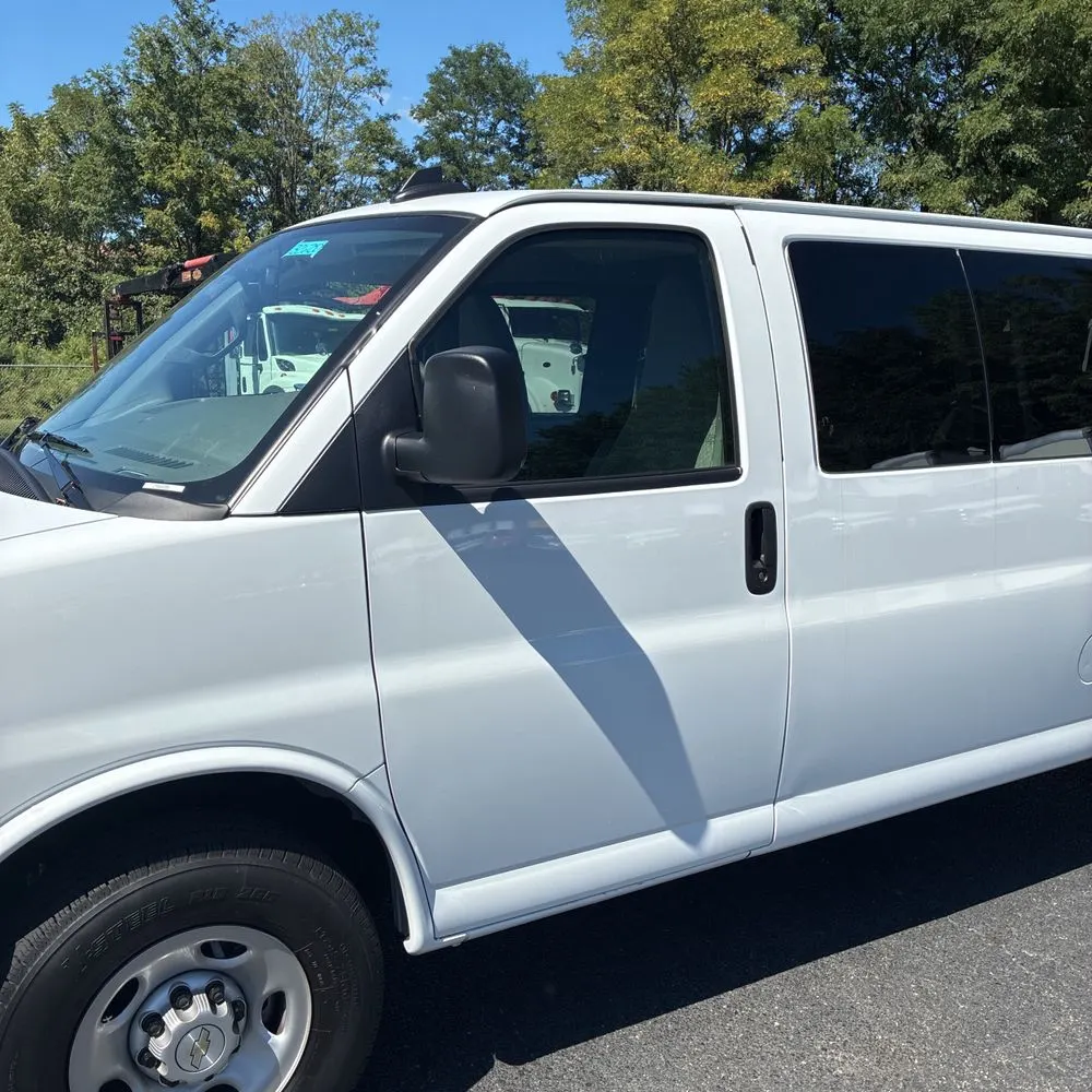 2025 Chevrolet Express LS 3500