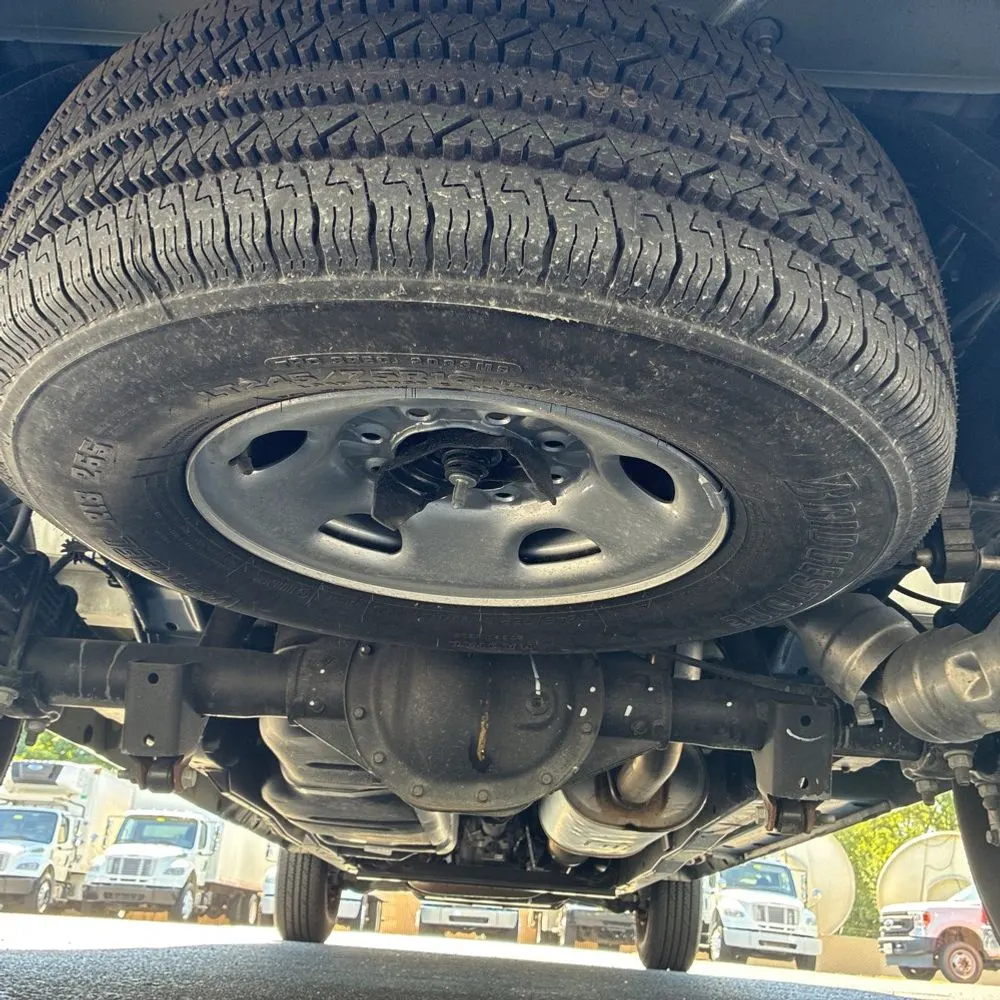 2025 Chevrolet Express LS 3500