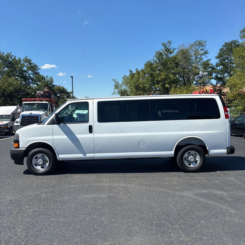2025 Chevrolet Express LS 3500