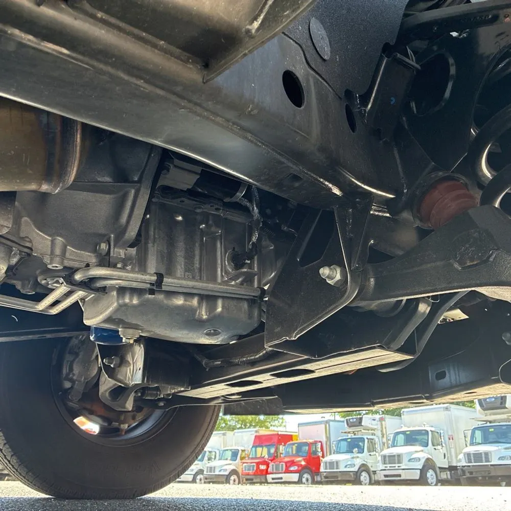2025 Chevrolet Express LS 3500
