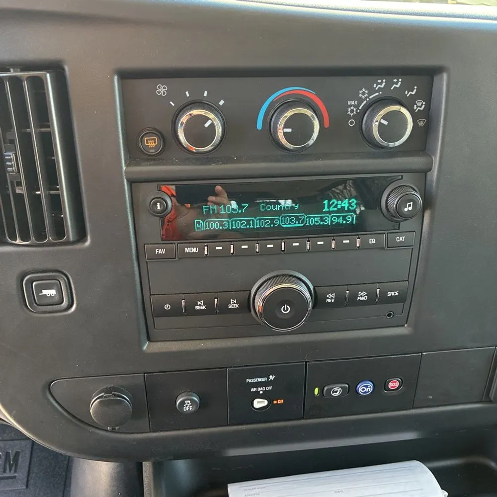 2025 Chevrolet Express LS 3500