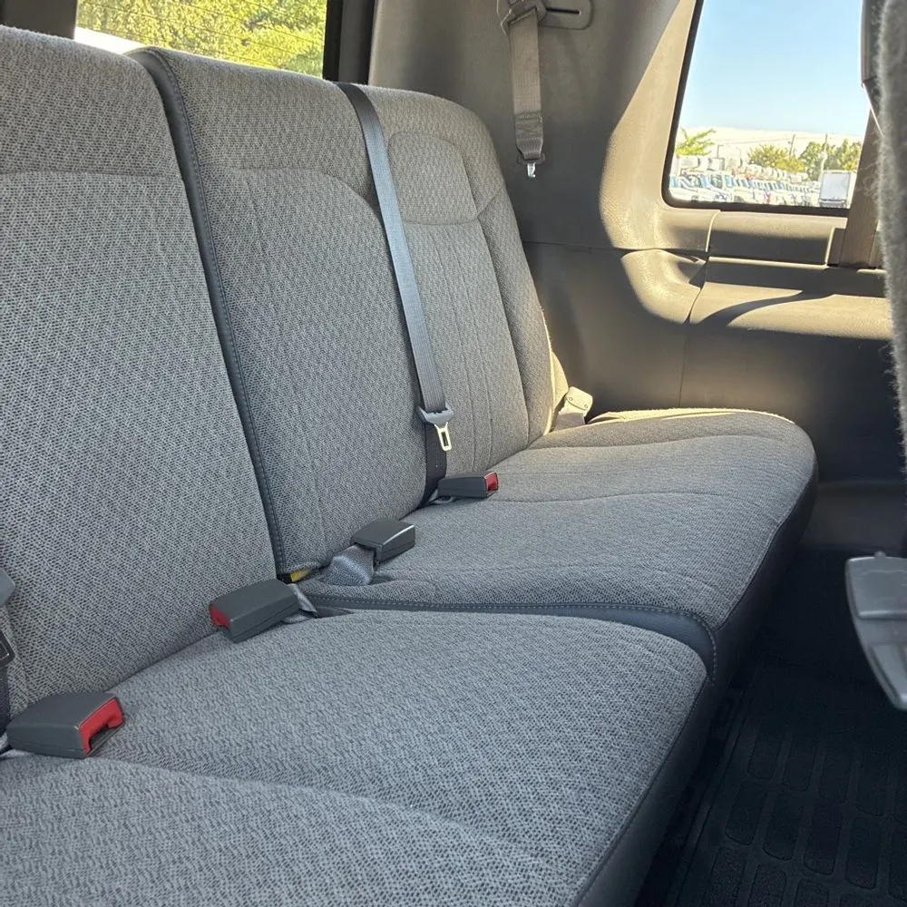 2025 Chevrolet Express LS 3500