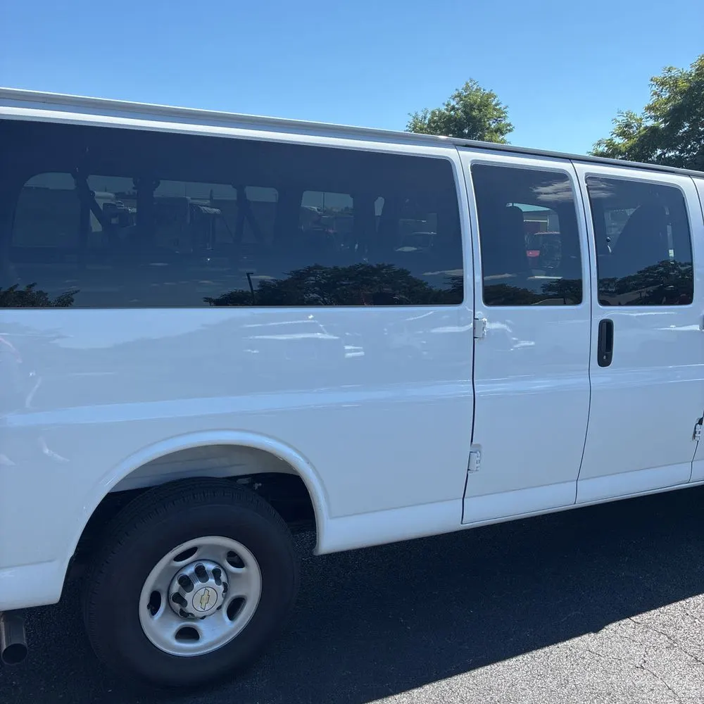 2025 Chevrolet Express LS 3500