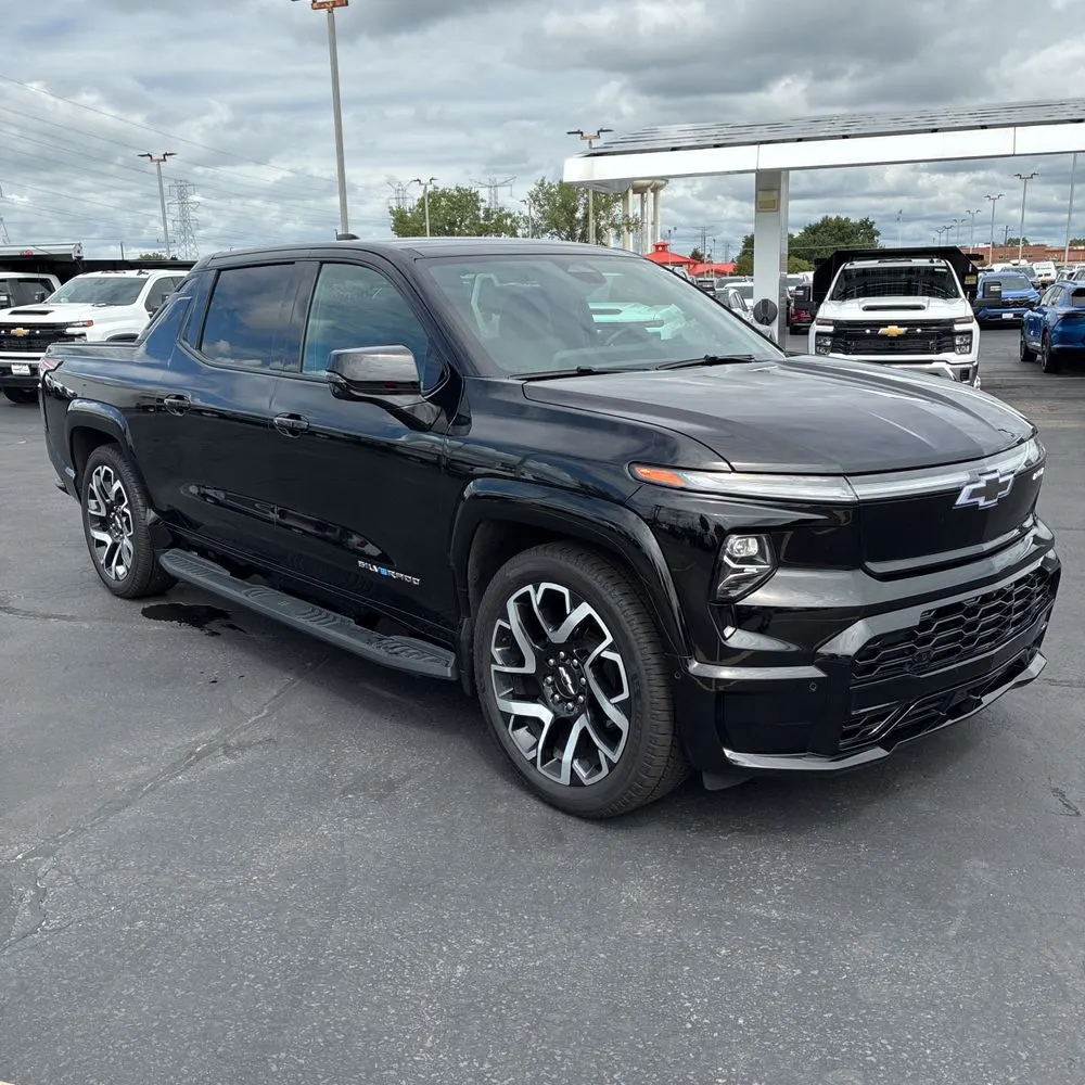 2024 Chevrolet Silverado EV RST