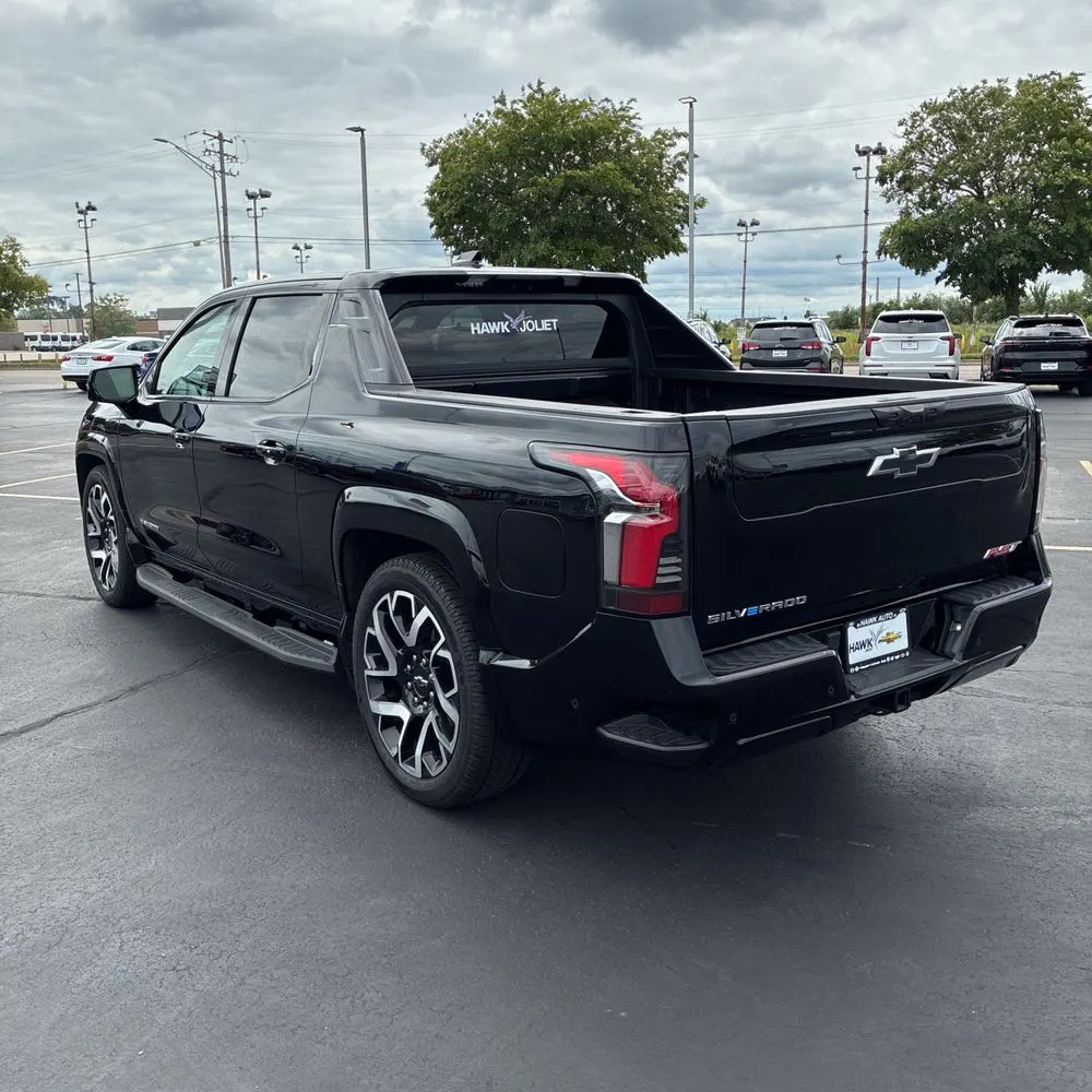 2024 Chevrolet Silverado EV RST