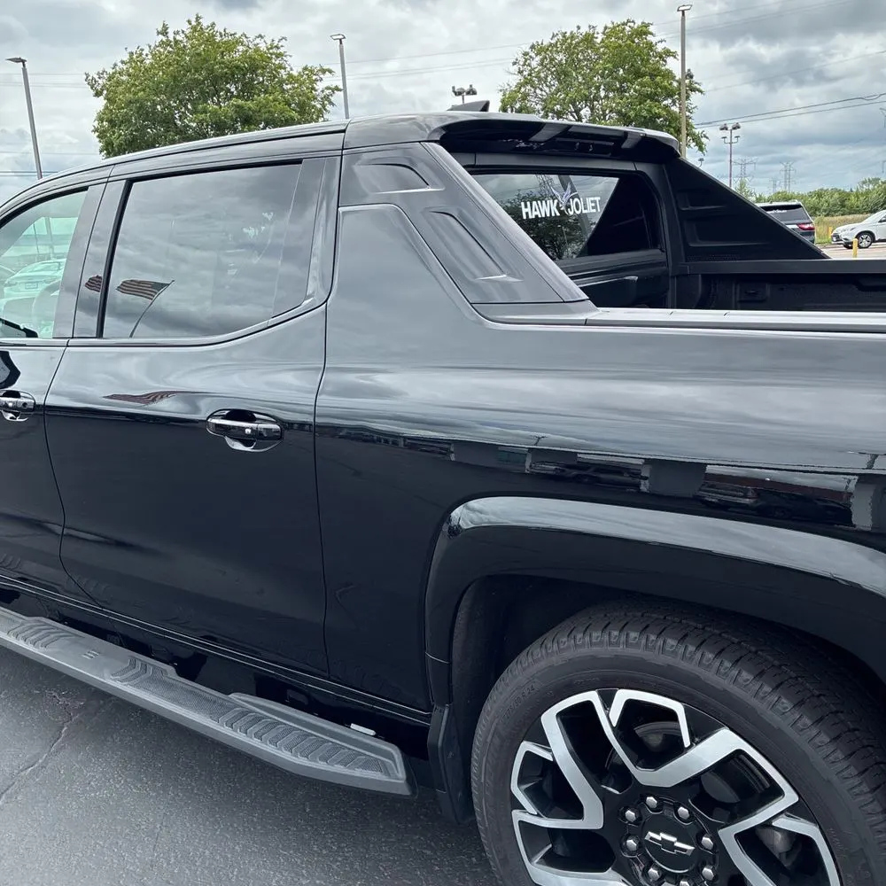 2024 Chevrolet Silverado EV RST