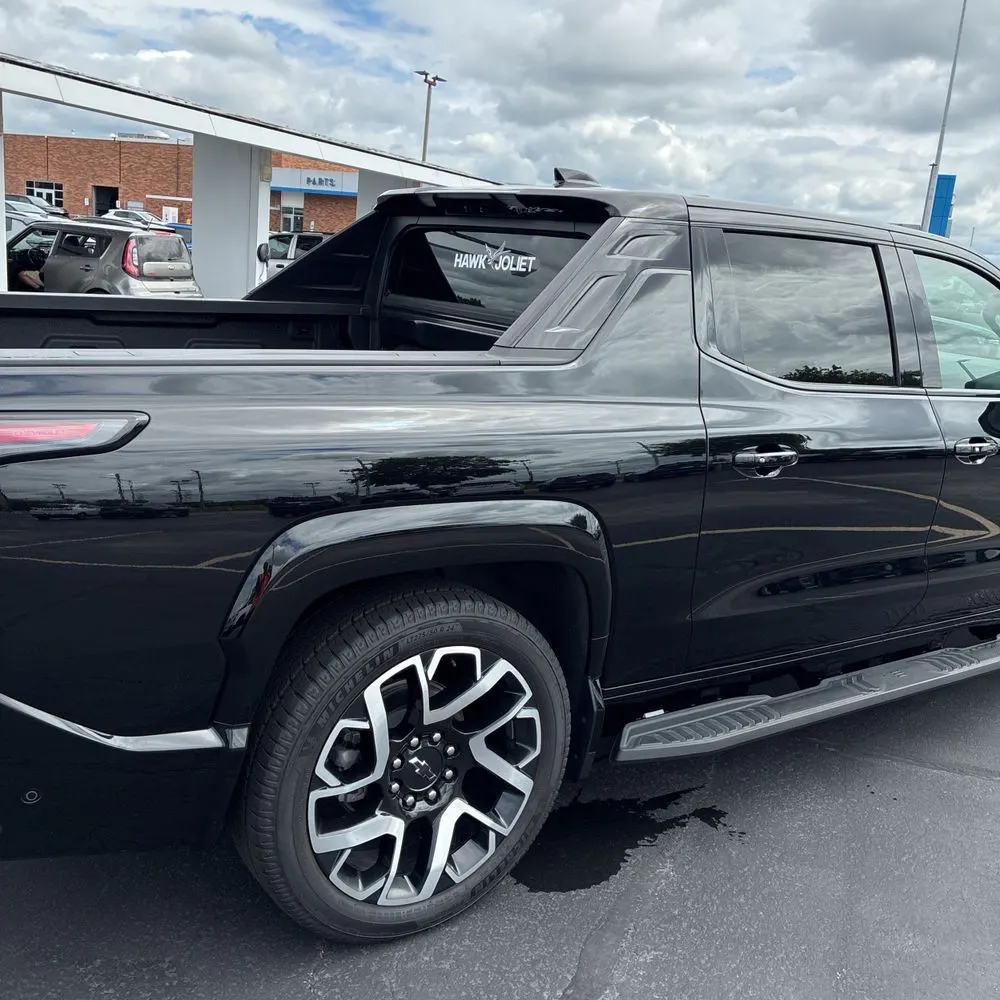 2024 Chevrolet Silverado EV RST