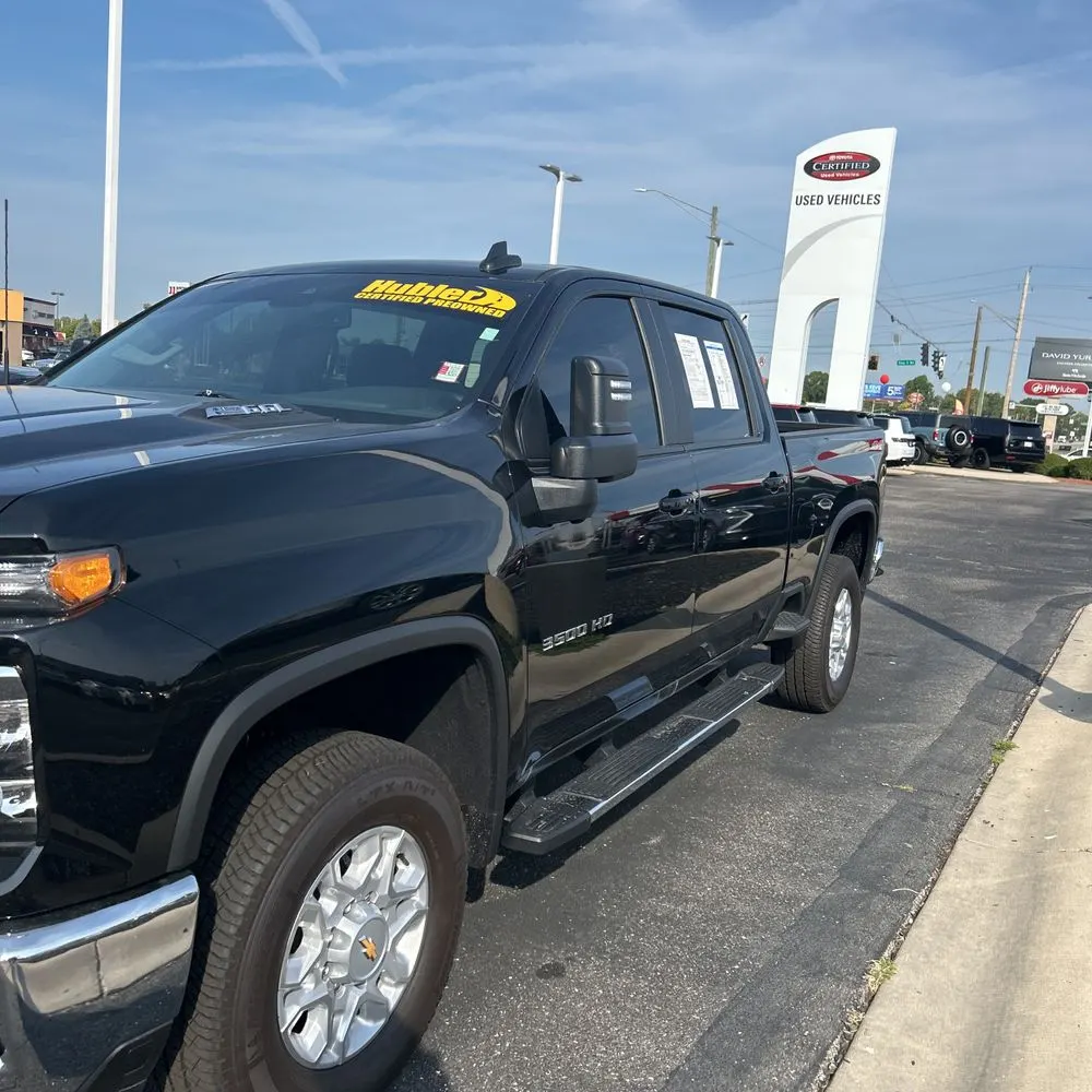 2025 Chevrolet Silverado 3500 LT Crew Cab 4WD LWB SRW