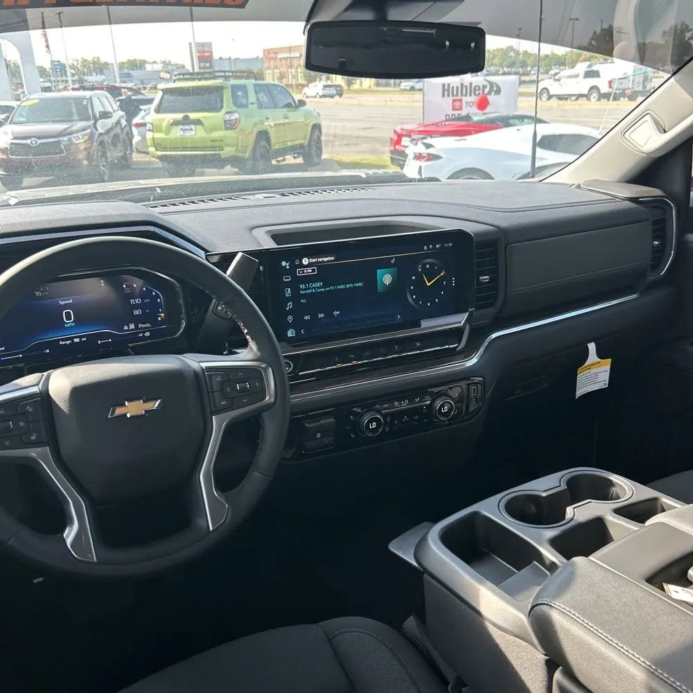 2025 Chevrolet Silverado 3500 LT Crew Cab 4WD LWB SRW