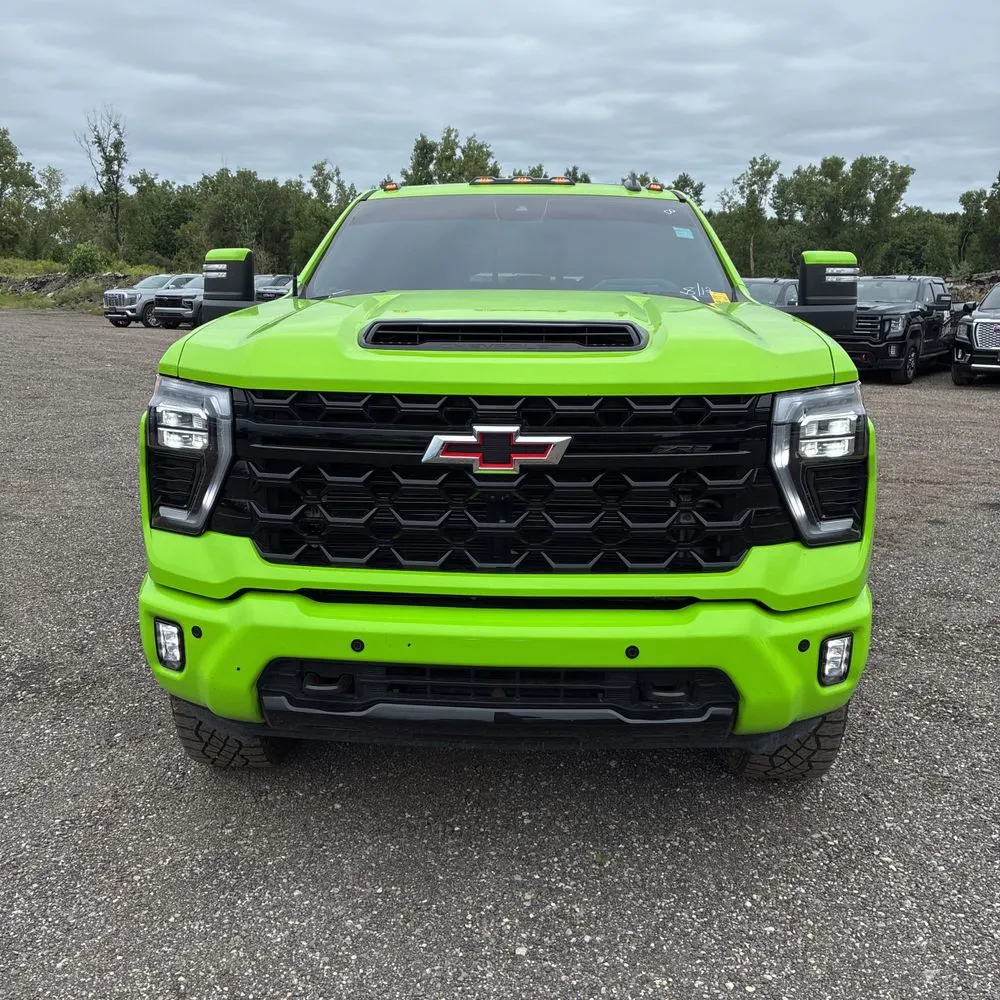 2025 Chevrolet Silverado 2500 ZR2