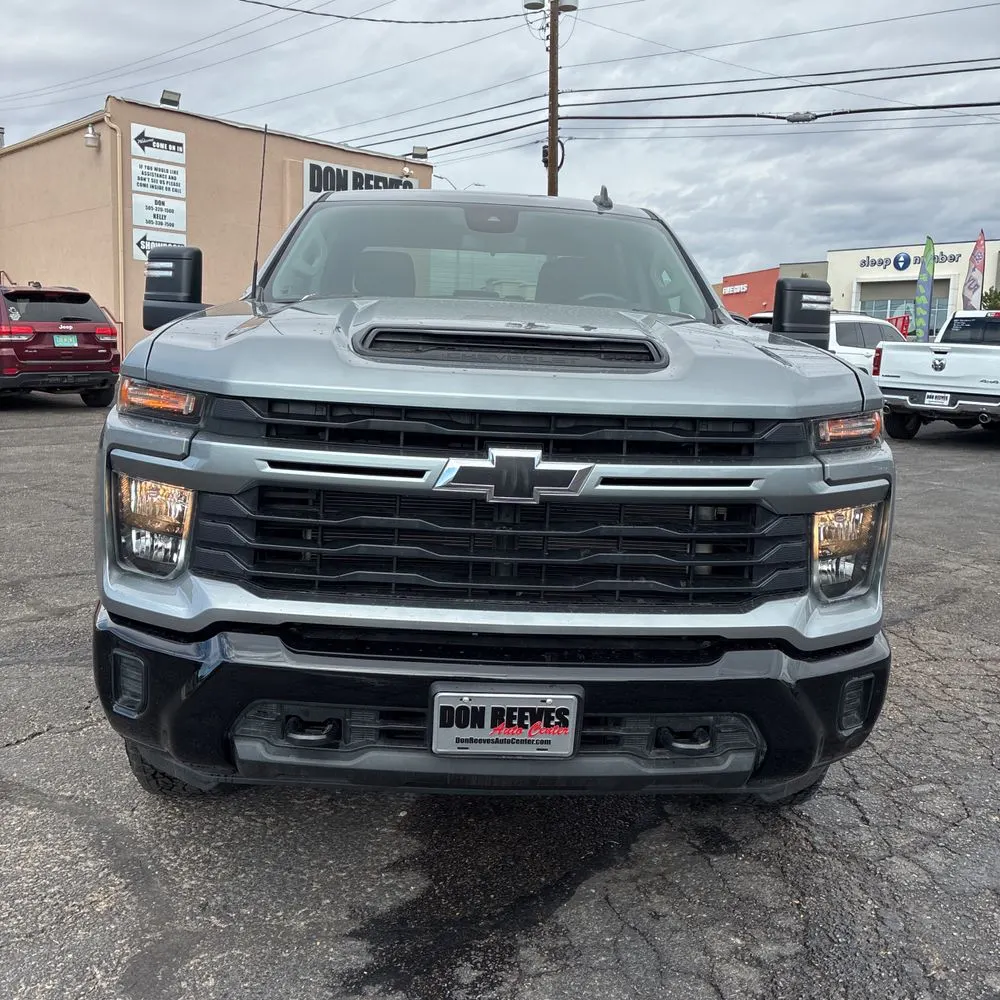 2024 Chevrolet Silverado 2500 Custom