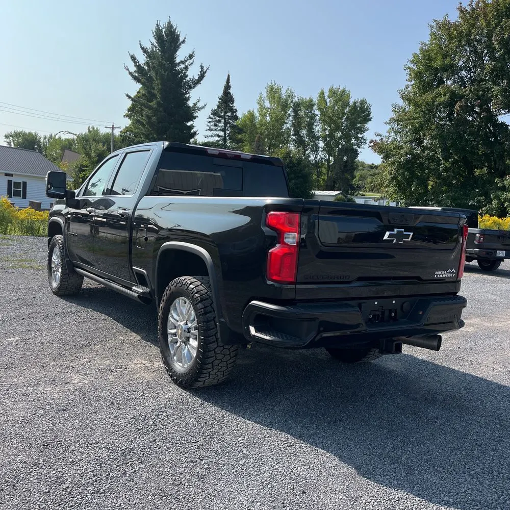 2023 Chevrolet Silverado 2500HD High Country