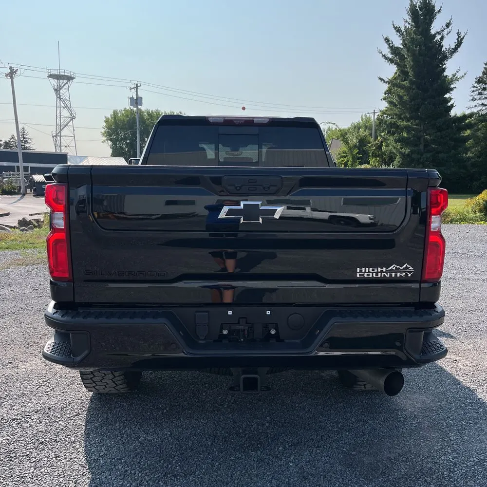 2023 Chevrolet Silverado 2500HD High Country