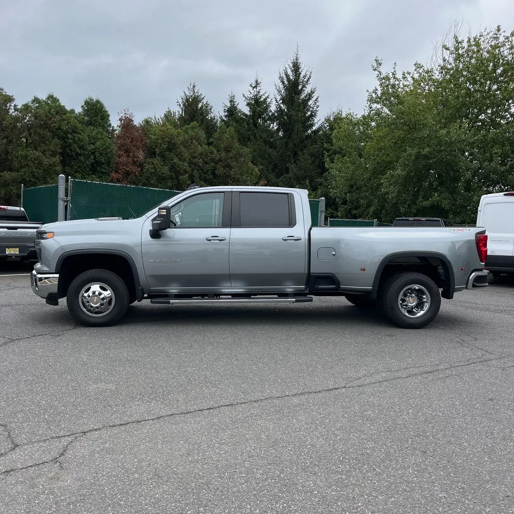 2024 Chevrolet Silverado 3500HD LT
