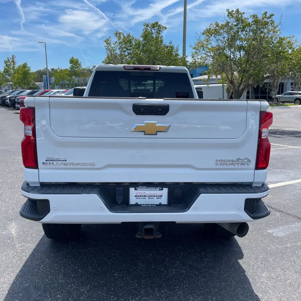 2022 Chevrolet Silverado 3500HD High Country