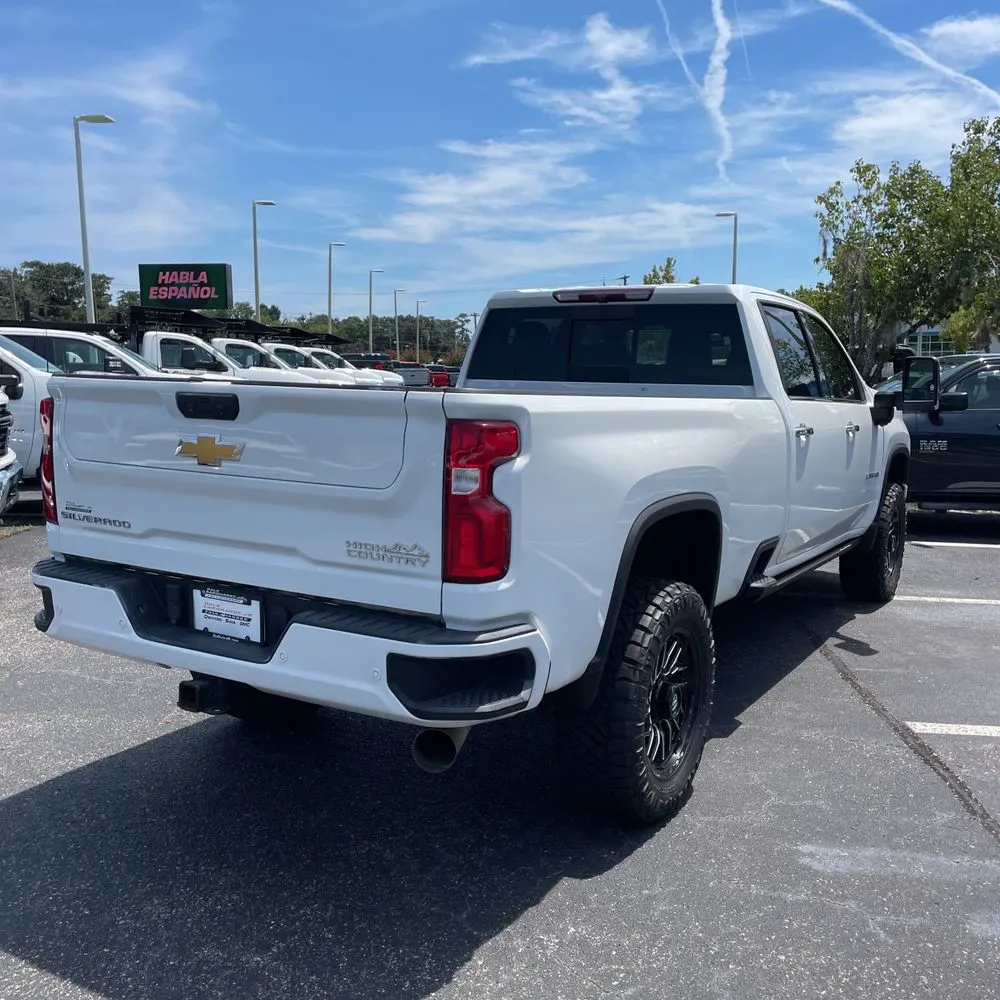 2022 Chevrolet Silverado 3500HD High Country