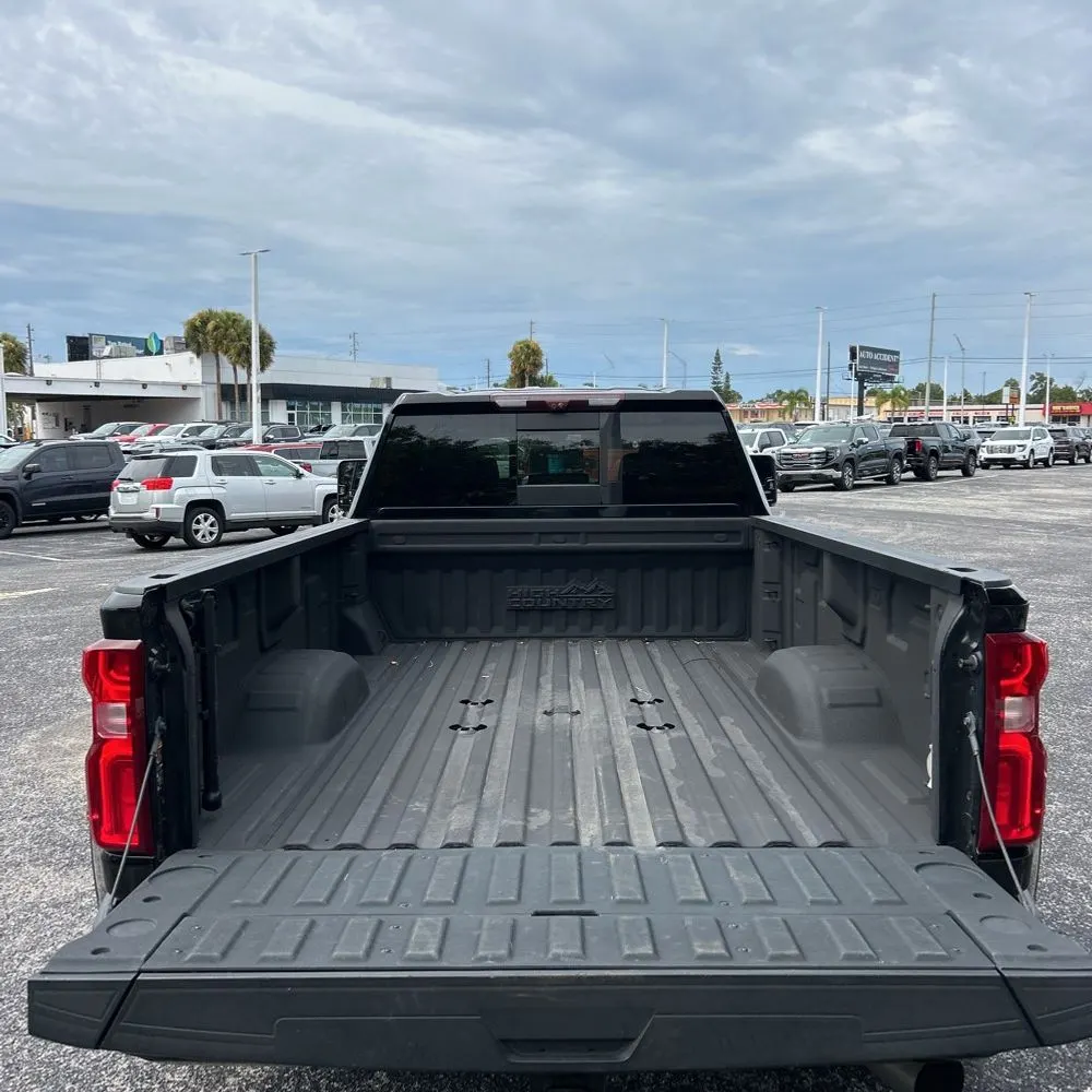 2022 Chevrolet Silverado 3500HD High Country