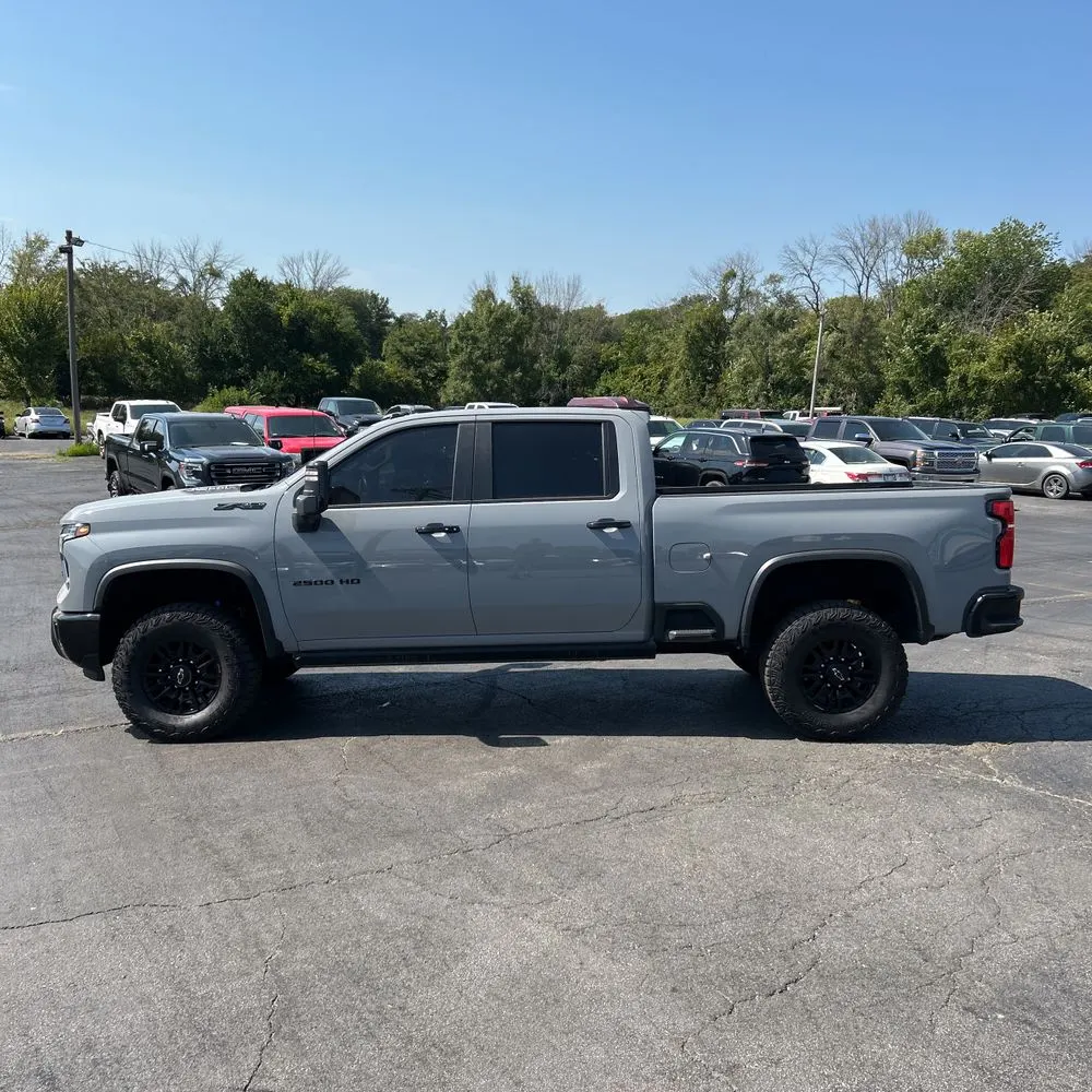 2024 Chevrolet Silverado 2500HD ZR2