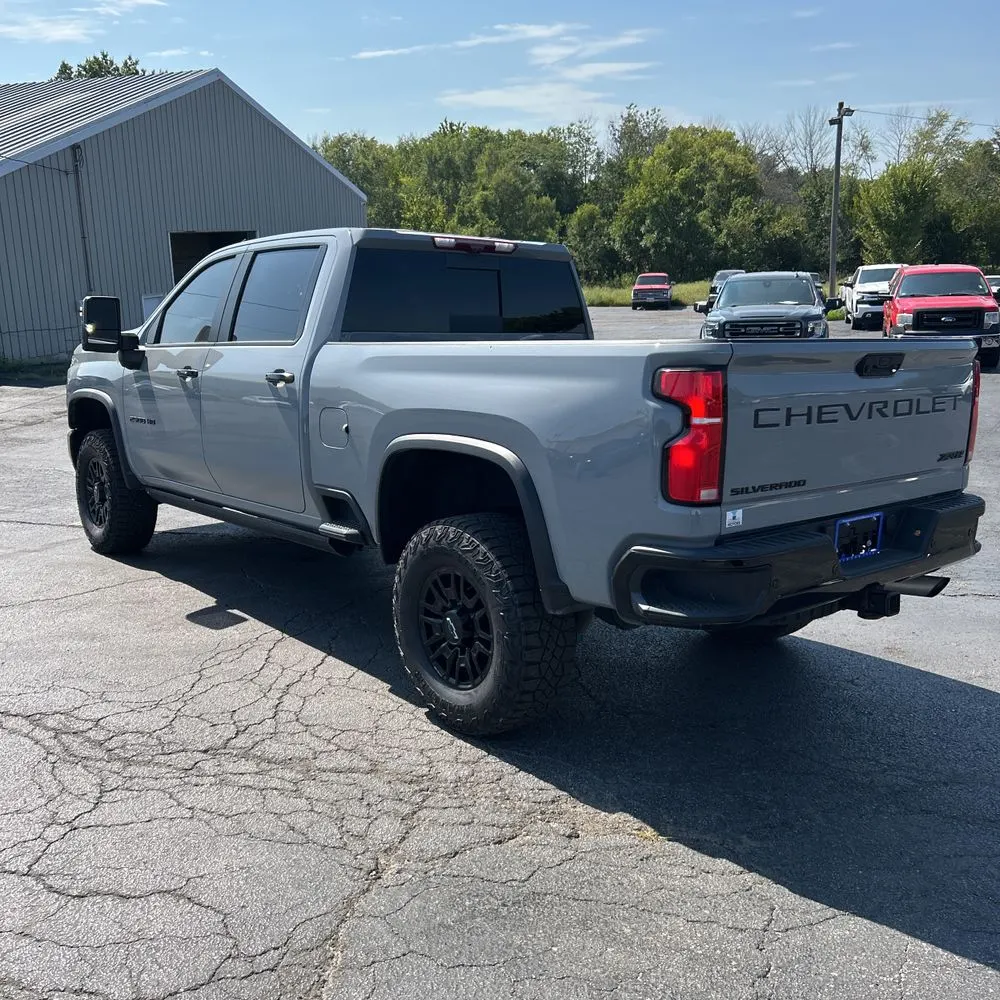 2024 Chevrolet Silverado 2500HD ZR2